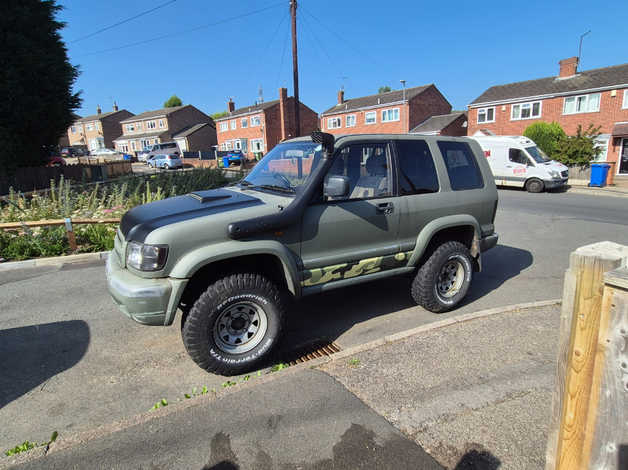 Cheap Isuzu Trooper, 2003 (03) Green Estate, Manual Diesel, for sale in Mansfield, Nottinghamshire