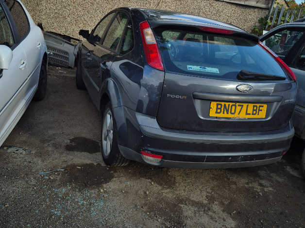 Cheap Ford Focus, 2007 (07) Grey Hatchback, Manual Petrol, 114,847 miles for sale in Rotherham, South Yorkshire