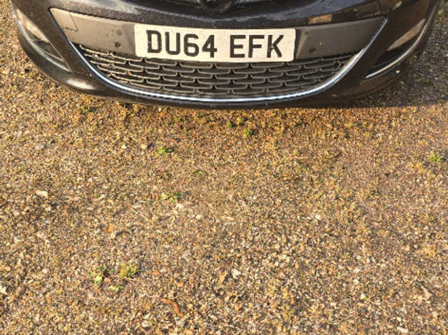 Vauxhall Astra, 2014 (64) black hatchback, Manual Petrol, 82,365 miles - Image 3