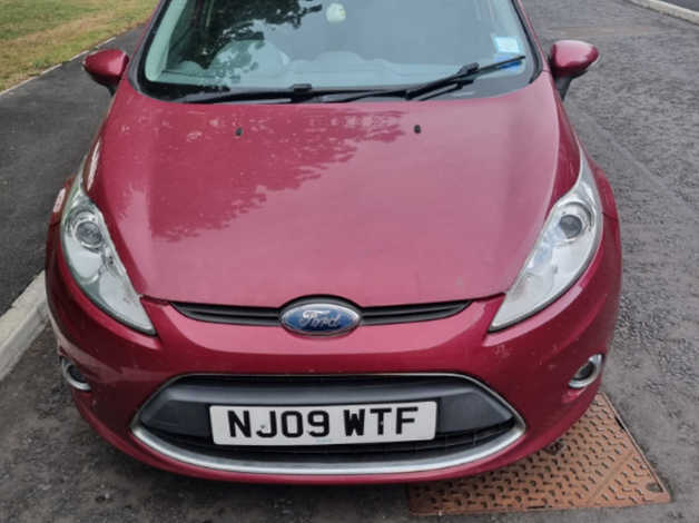 Ford Fiesta, 2009 (09) red hatchback, Manual Diesel, 138,433 miles - Image 2