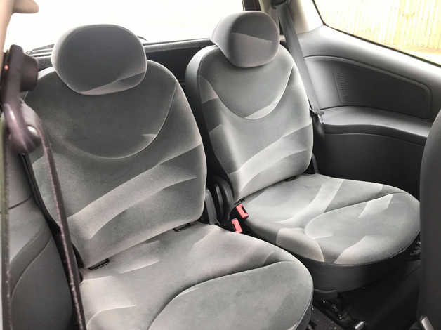 *£20 A YEAR TAX* CITROEN C2 1.4 DIESEL 2004 MOT & FULL SERVICE HISTORY VERY CLEAN CAR - Image 8