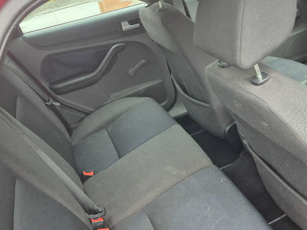 Ford Focus, 2008 Long MOT, Red Hatchback, Manual Petrol, not astra - Image 7