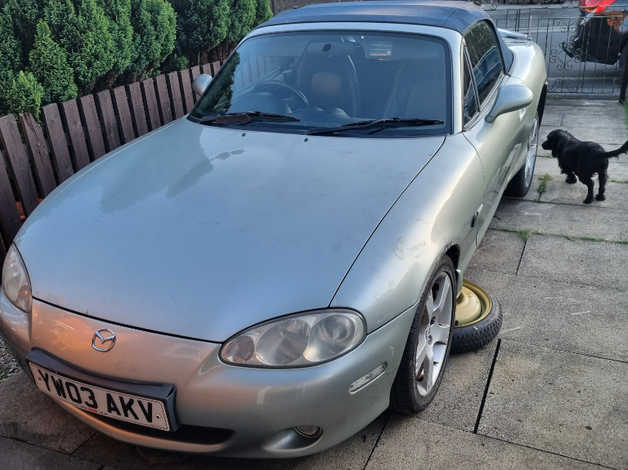 Mazda MX-5, 2003 (03) Silver Convertible, Manual Petrol, 132,026 miles - Image 2