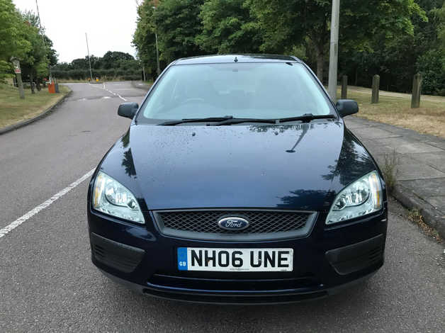 FORD FOCUS 1.6 10 MONTHS MOT FULL SERVICE HISTORY ULEZ COMPLIANT LOW MILEAGE - Image 3