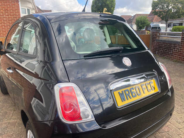 Fiat 500, 2010 (60) Black Hatchback, Manual Petrol, 83,118 miles - Image 5