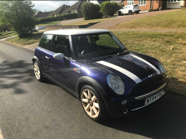 Cheap Mini MINI, 2004 (54) Purple Hatchback, Manual Petrol, 145,849 miles for sale in Enfield, Greater London