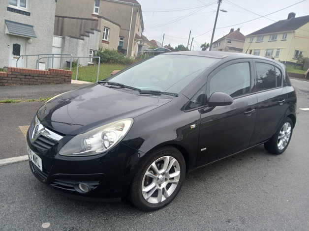Vauxhall Corsa, 2009 (09) Black Hatchback, Manual Diesel, 66,343 miles - Image 2
