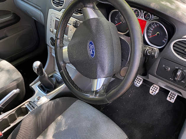 Cheap Ford Focus, 2010 (60) Grey Hatchback, Manual Diesel, 174,450mile for sale in Chichester, West Sussex