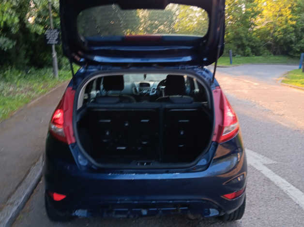 Ford Fiesta, 2011 (61) Blue Hatchback, Manual Diesel, 158,000 miles - Image 5