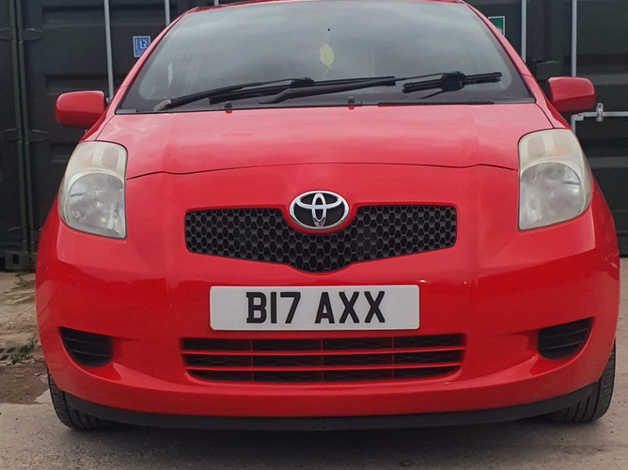 Toyota Yaris, 2007 (07) red hatchback, Manual Petrol, 103000 miles - Image 12