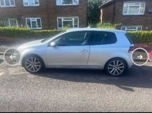 Volkswagen Golf, 2009 (09) Silver Hatchback, Manual Diesel, 158,404 miles - Image 2