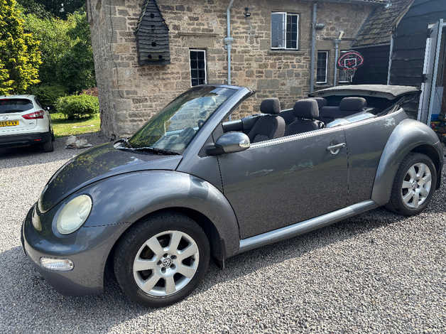 Volkswagen Beetle, 2005 (55) Grey Convertible, Manual Petrol, 138,808 miles - Image 10
