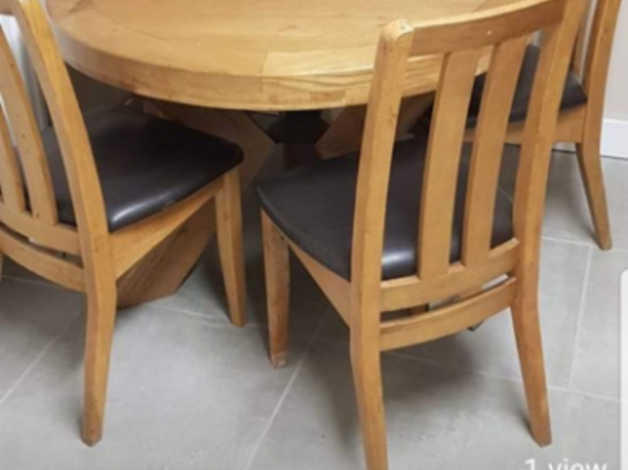 Solid Oak Table And Chairs In Belfast Belfast Freeads