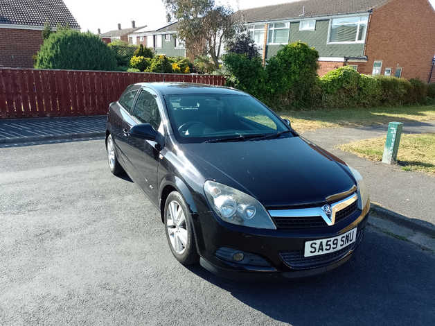 Vauxhall Astra, 2009 (59) Black Hatchback, Manual Petrol, 88,259 miles - Image 2