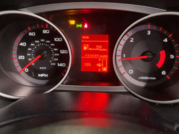 Mitsubishi Outlander, 2008 (08) Black Estate, Manual Diesel, 133,167 miles - Image 5