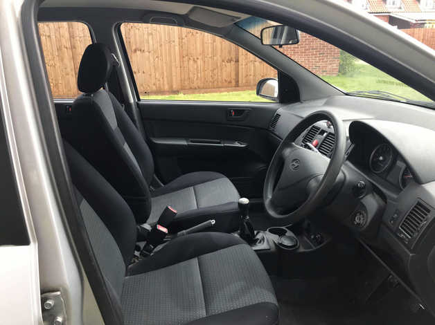 HYUNDAI GETZ 1.1 GSI CHEAP CAR TO TAX AND INSURE 7 MONTHS MOT FULL SERVICE HISTORY NICE CLEAN SMALL CAR - Image 8