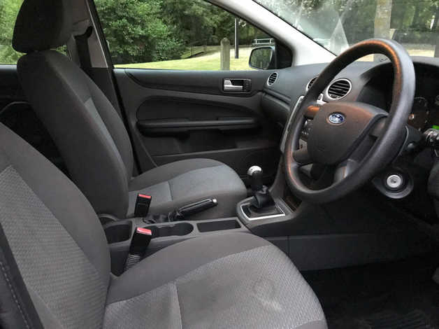 FORD FOCUS 1.6 10 MONTHS MOT FULL SERVICE HISTORY ULEZ COMPLIANT LOW MILEAGE - Image 6
