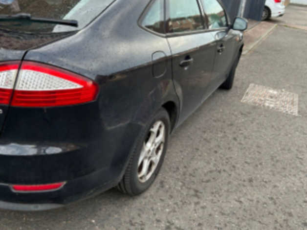 Cheap Ford Mondeo, 2010 (10) Black Hatchback, Manual Diesel, 1,000 miles for sale in Ossett, West Yorkshire