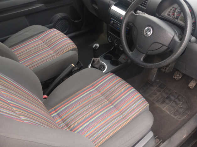 Volkswagen Fox, 2007 (07) Black Hatchback, Manual Petrol, 104,461 miles - Image 6