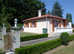 Property with 2 single storey houses (96 m2 and 49 m2) + 40m2 garage on land of 1100 m2
